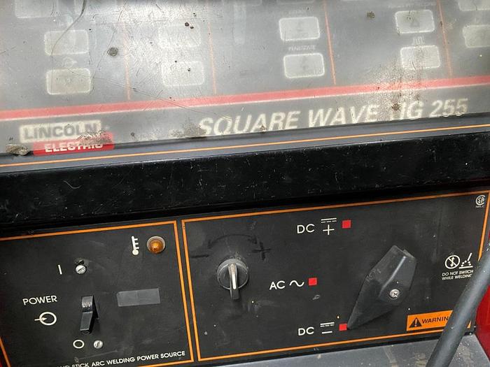 Used Lincoln Electric Square Wave TIG 255 TIG Welder