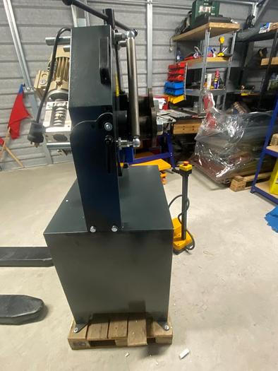 Tubend PK 40 3 Rolls Motorised Section and Pipe Bending Machine