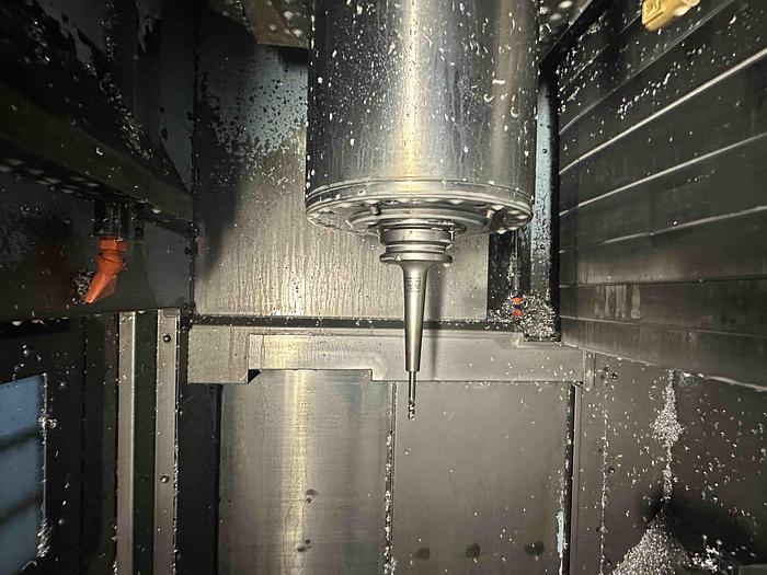 Used 2004 Matsuura MAM72-25V Machining Centre