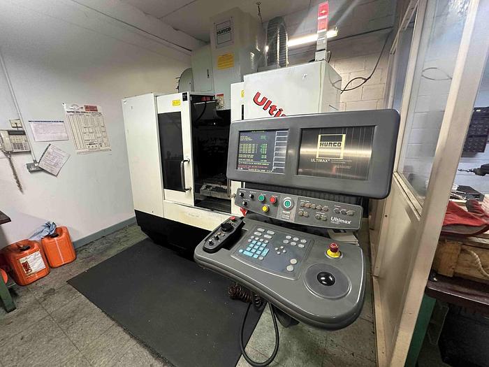 Used 1999 Hurco BMC2416 Machining Centre