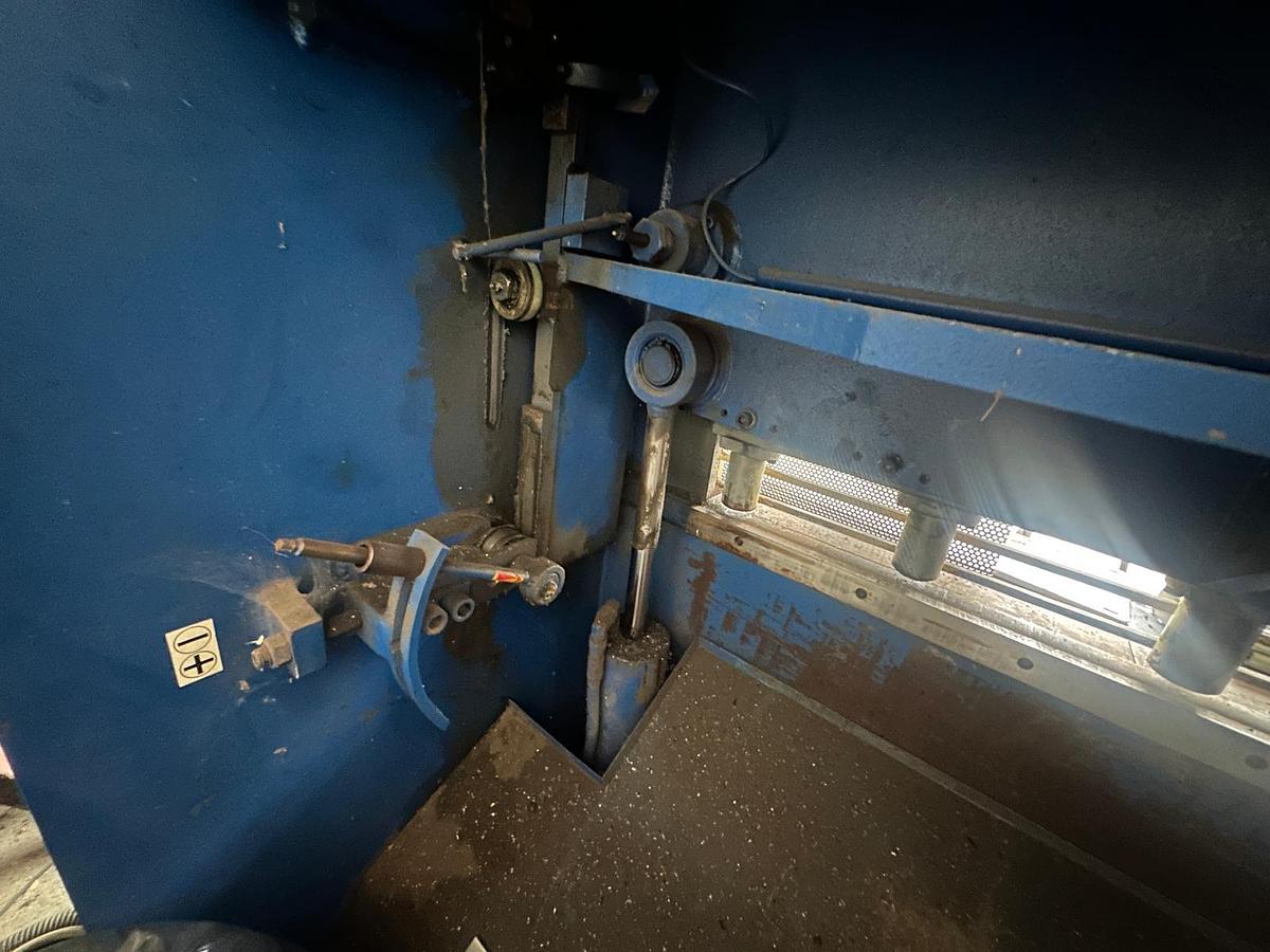 Used 1994 Haco TS0 3 x 6 Guillotine Shear