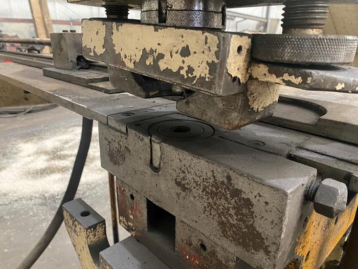 Used Geka HydraCrop 110/SD Ironworker