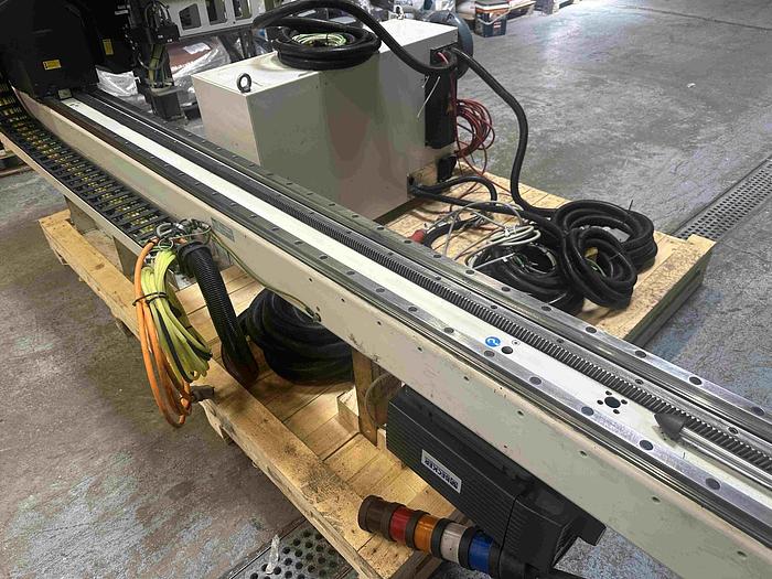 Used 2013 Engel Viper 20 Robot