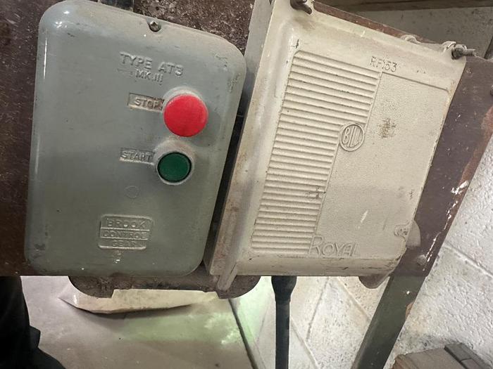 Used APL Dust Extraction Unit