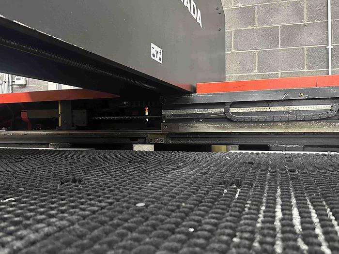 Used 2001 Amada Europe 255 Punching Machine