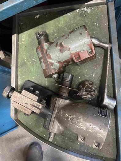 Used Bridgeport Series 1 BR2J Manual Turret Milling Machine