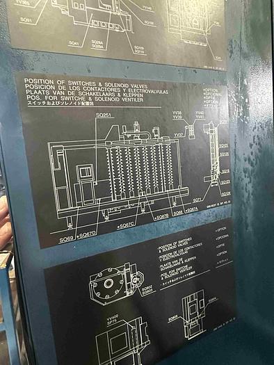 Used 2004 Matsuura MAM72-25V Machining Centre