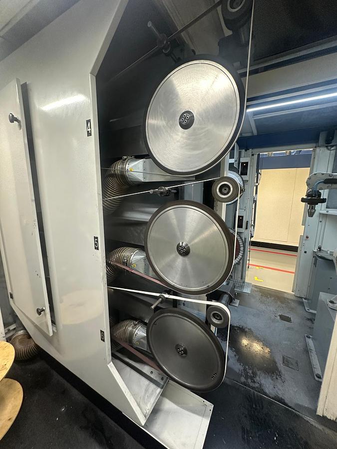 Used 2015 Intec Robotic Solutions Robotic Linish and Polish Machine