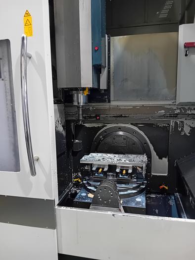 Used 2016 Spinner U5-620 5 Axis(4+1) Machining Centre