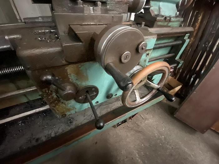Used TOS SN40A Manual Lathe