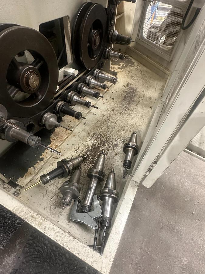 Used Victor H500 Horizontal Machining Centre | 4 Axis CNC | Includes Tooling | For Sale