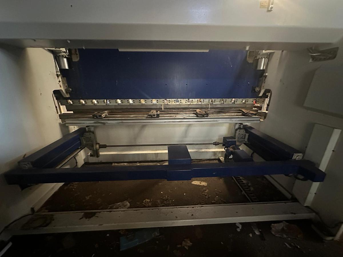 Used 2021 MVD A175-3700 Hydraulic Pressbrake – ESA S660W Graphic CNC Control