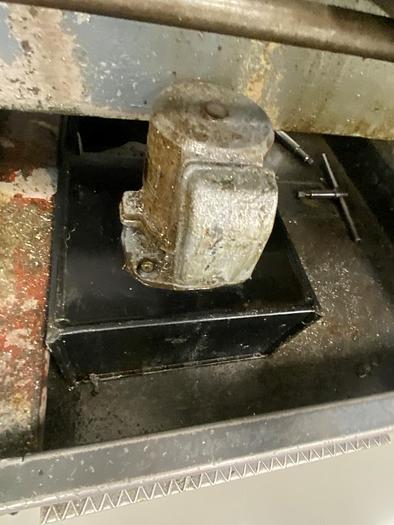 Used Elliott Omnispeed 2500 Manual Lathe