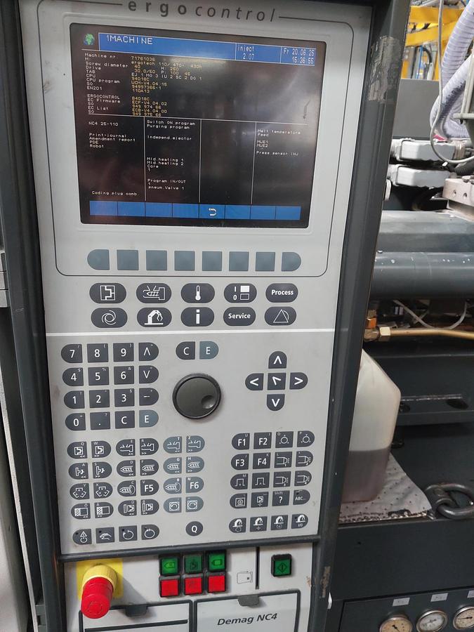 Used 2005 Demag System 110/470-430 Injection Moulding Machine
