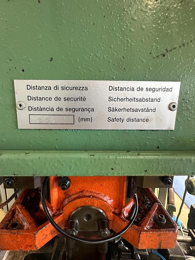 Used 1999 Presse Ross 40V-4 40 Ton Mechanical Press for Sale