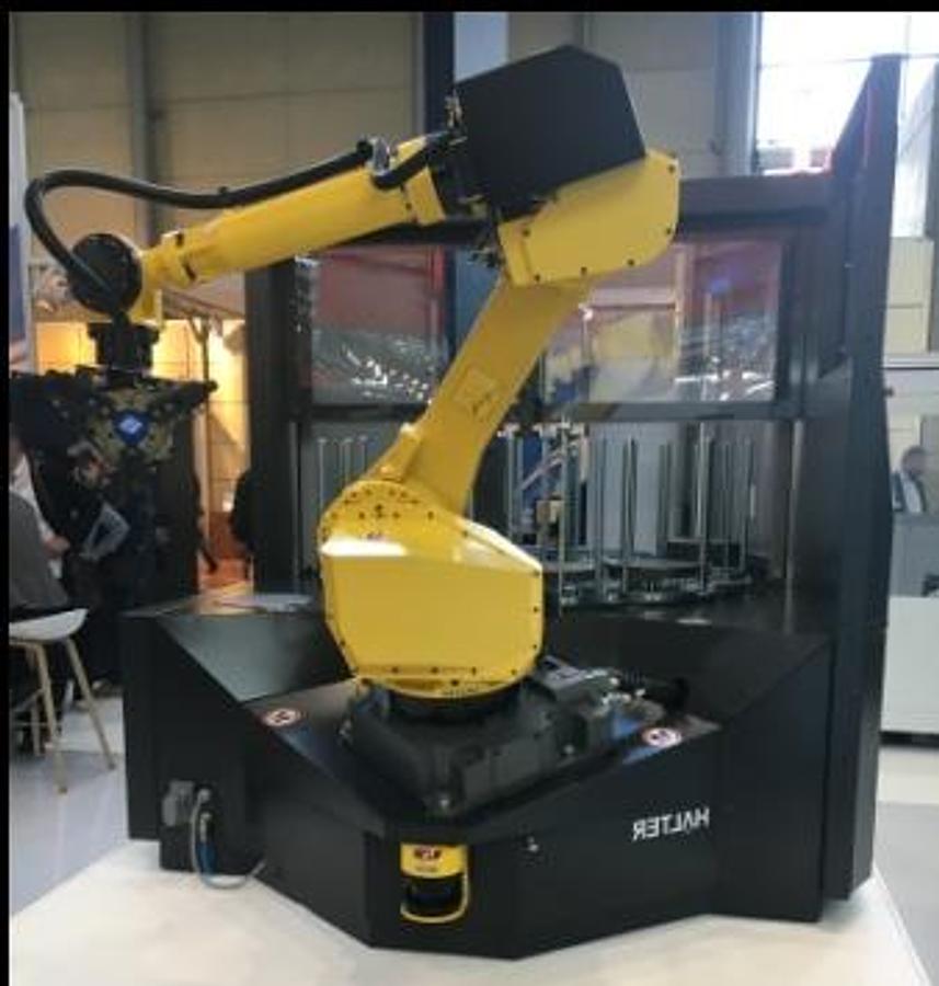 Halter Universal BIG 35 Robotic Loading Solution