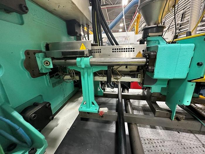 Used 2001 Arburg Allrounder 570C Injection Moulding Machine