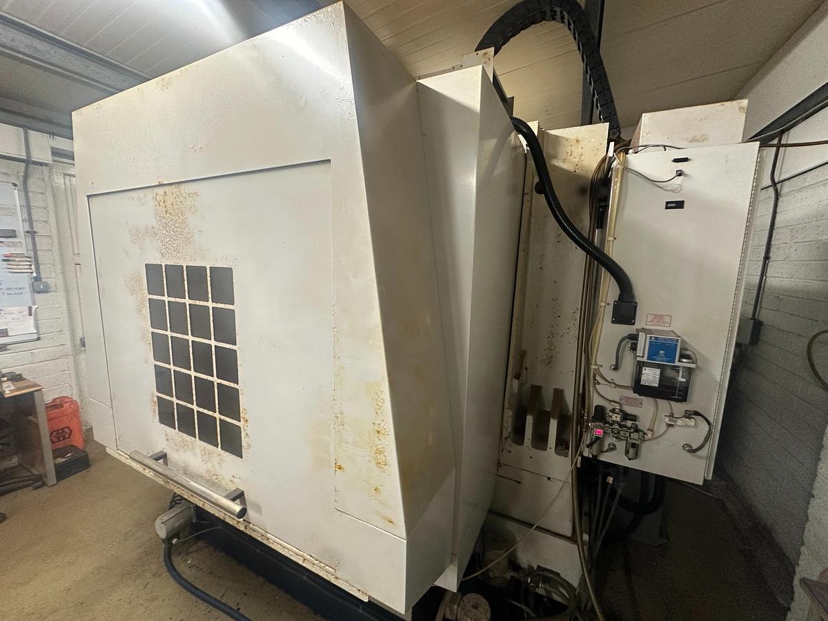 Used 2007 Milltronics VM22 CNC VMC | Centurion 7 | 24 Tool ATC