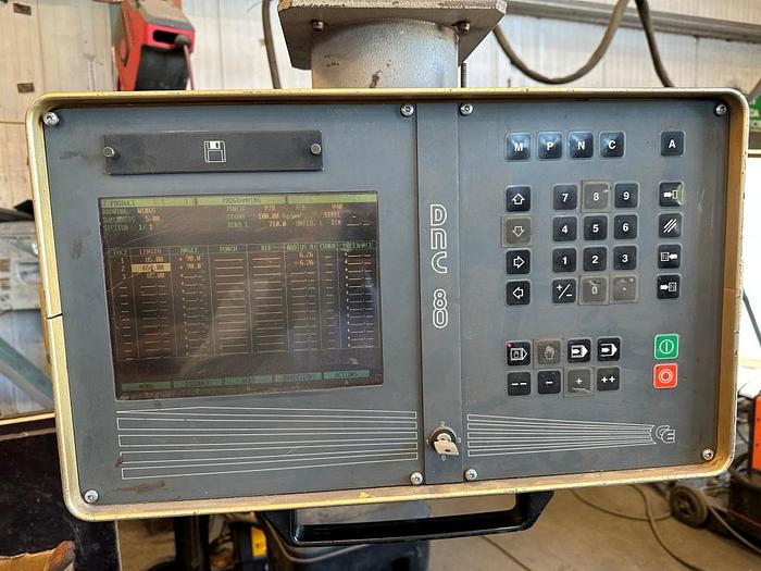 Used 1999 Edwards Pearson PR10 200/4100 CNC Pressbrake