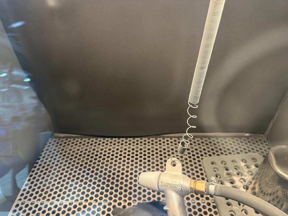 Used Empire Abrasive Equipment Sand Blaster PF-2626 – Complete System with Dust Extraction