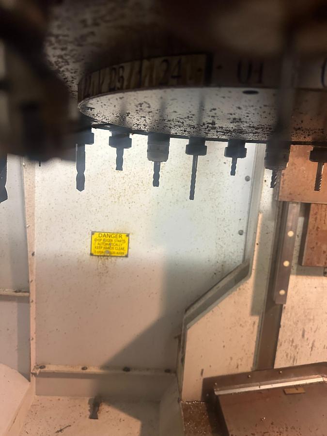 Used 2007 Milltronics VM22 CNC VMC | Centurion 7 | 24 Tool ATC