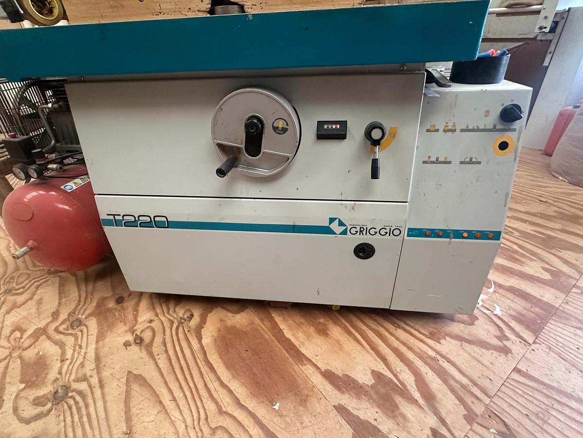 Used 2005 Griggio T220 Spindle Moulder with Comatic AF/34 Feeder
