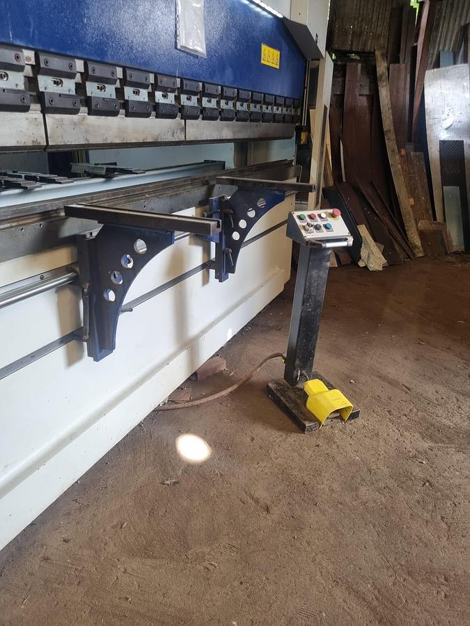 Used 2021 MVD A175-3700 Hydraulic Pressbrake – ESA S660W Graphic CNC Control