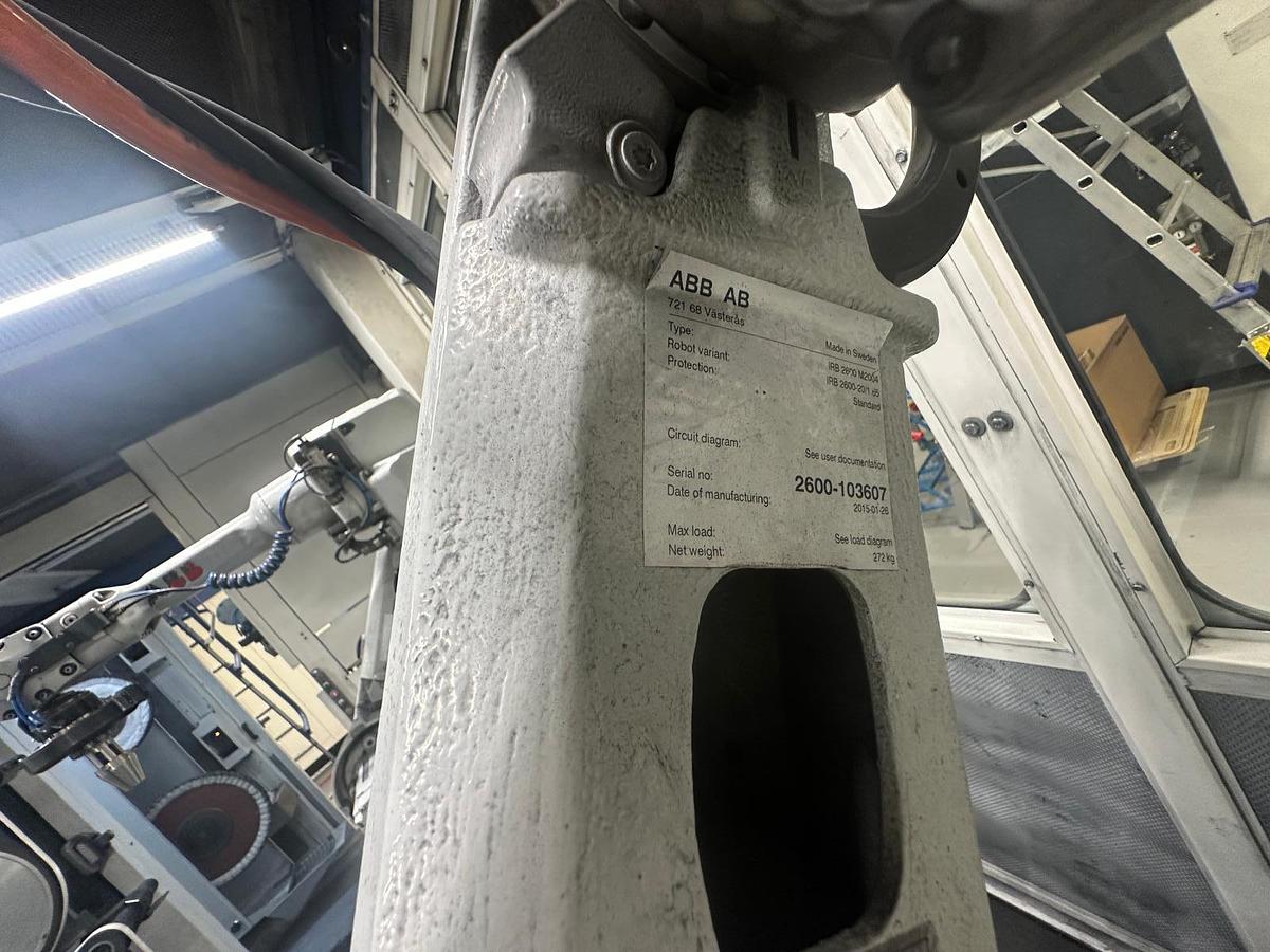 Used 2015 Intec Robotic Solutions Robotic Linish and Polish Machine