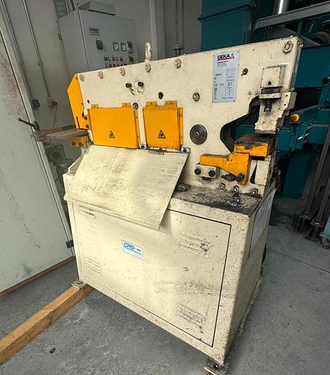 Used 2004 Geka Minicrop Ironworker