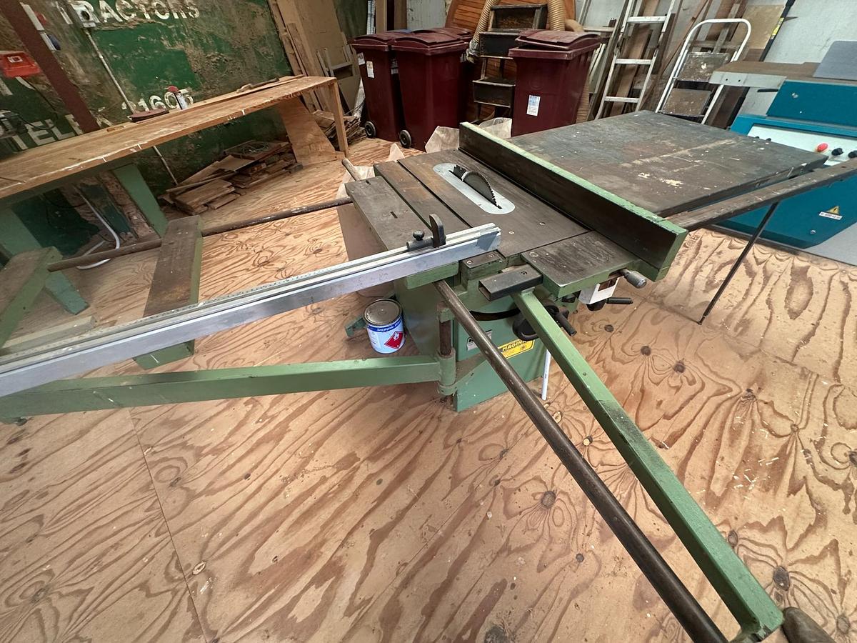 Used 1994 Lazzari CS4 Table Saw with W2500 Sliding Carraige