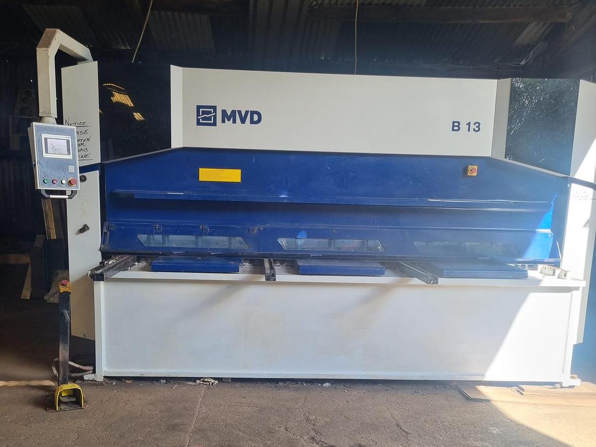 Used 2021 MVD B13-3100 Guillotine Shears – Elgo P40T CNC Control