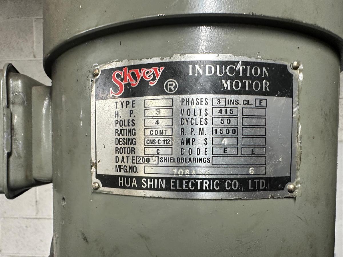 Used 2000 XYZ Edge 1500 Milling Machine