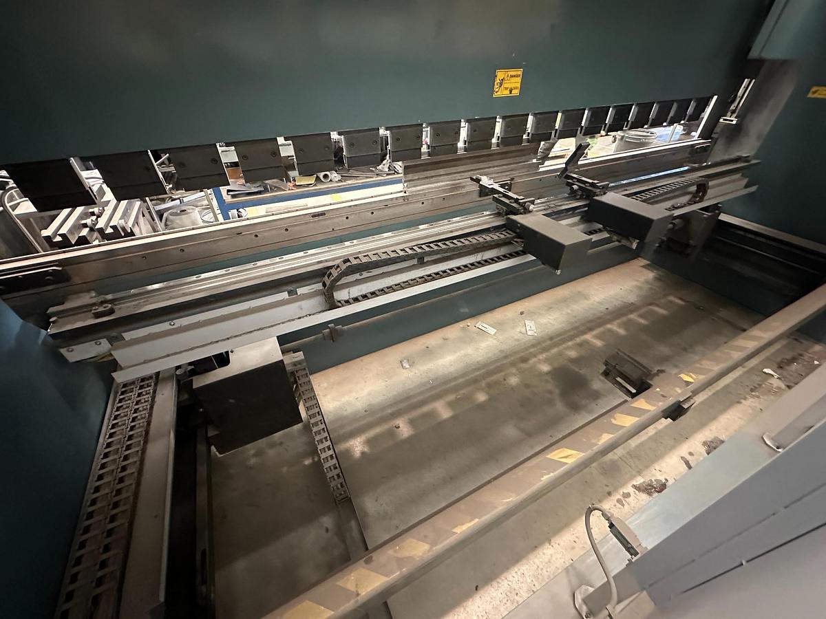 Used 2013 Durma AD-S 40175 CNC Press Brake – 6 Axis – Cybelec ModEva 10S Control