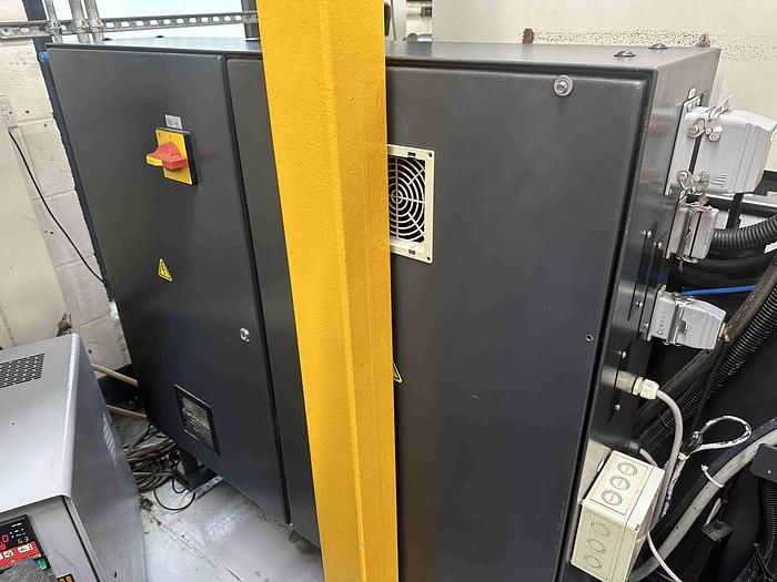 Used 2005 Demag System 60/420-80 Injection Moulding Machine