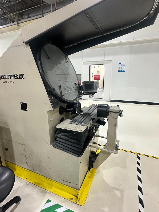 Used S-T Industries Profile Projector 22-2600 – 30" Screen, 5X Mag | UsedMachineToolsIreland.com