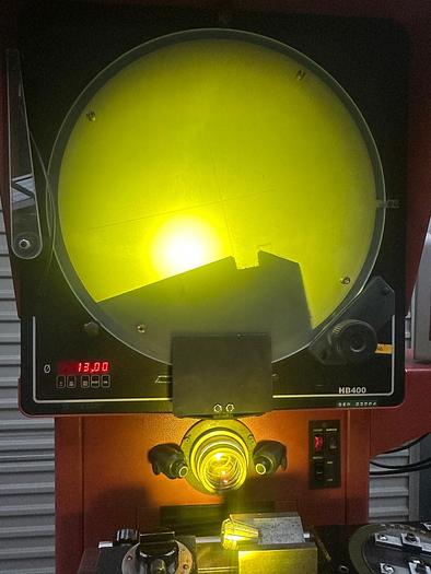 Used Starrett HB400 Profile Projector