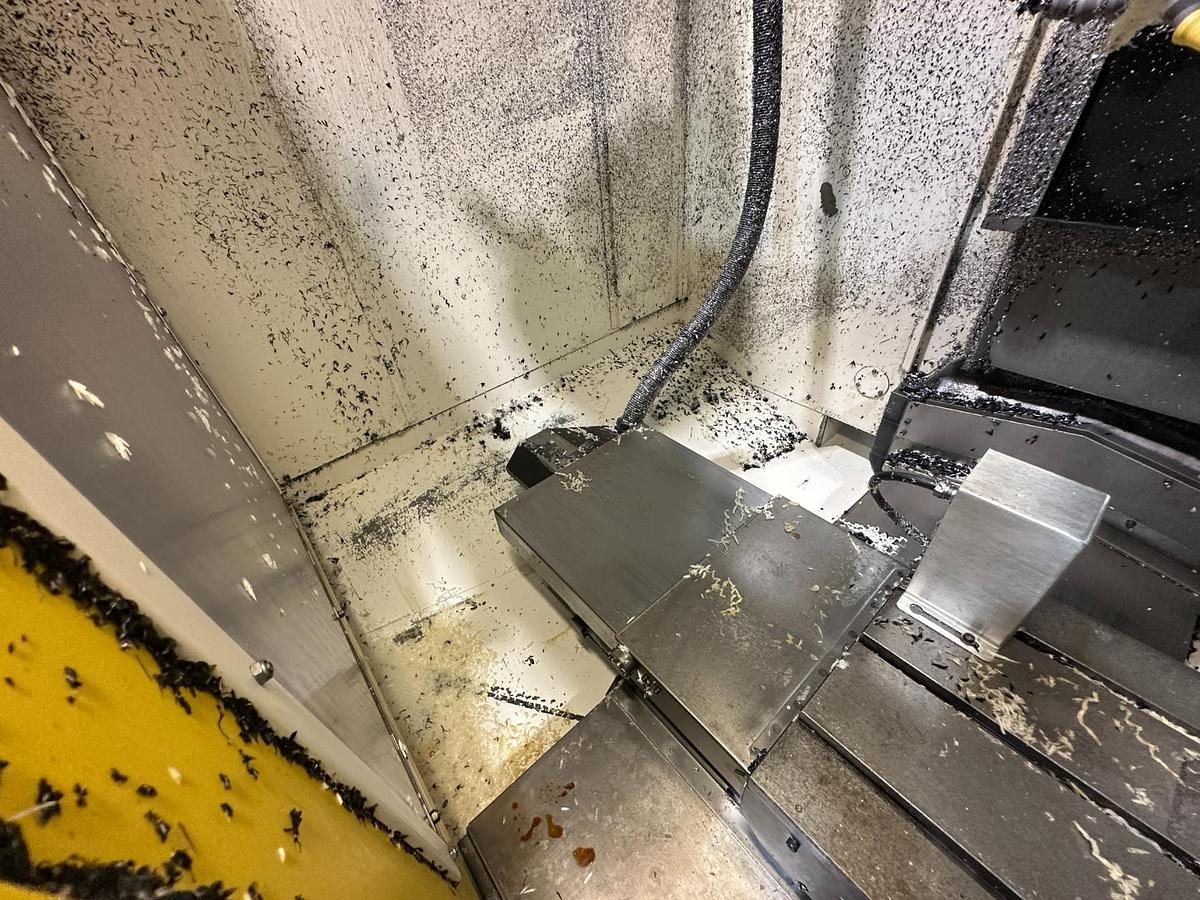 Used Fanuc Robodrill Alpha T21iDL 5-Axis CNC | Nikken 5Ax130FA | BT30