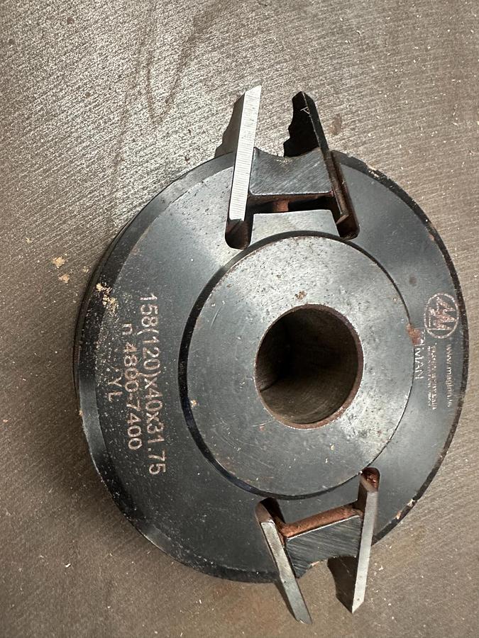 Used 2005 Griggio T220 Spindle Moulder with Comatic AF/34 Feeder