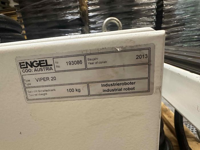 Used 2013 Engel Viper 20 Robot