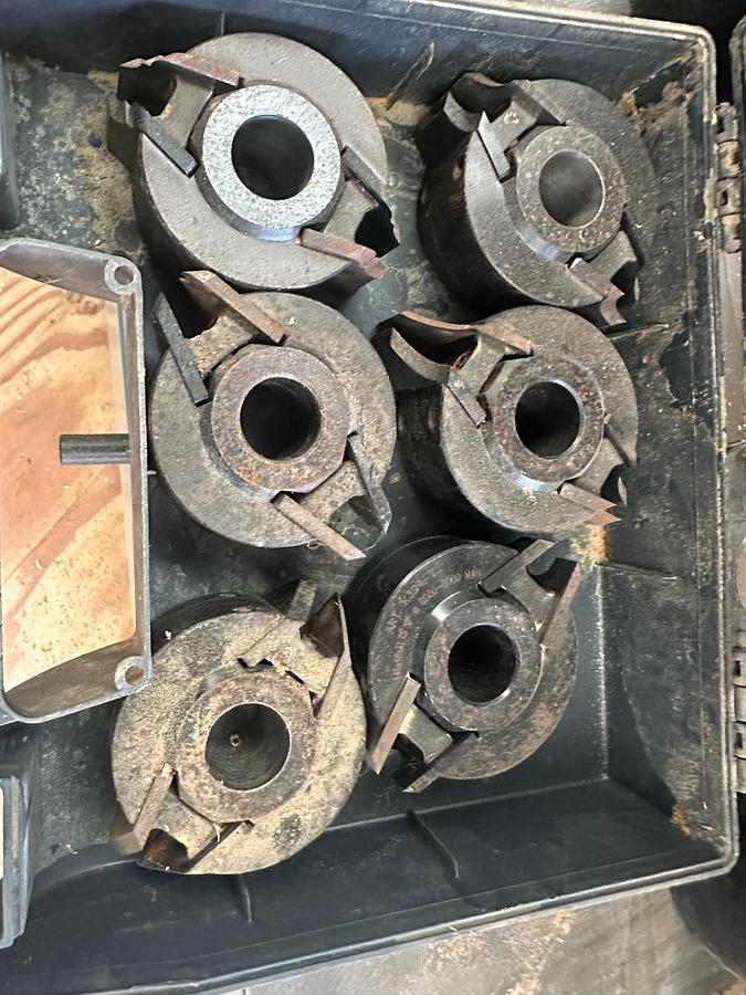 Used 2005 Griggio T220 Spindle Moulder with Comatic AF/34 Feeder