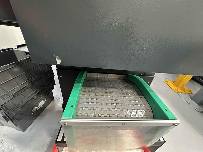 Used 2005 Demag System 60/420-80 Injection Moulding Machine