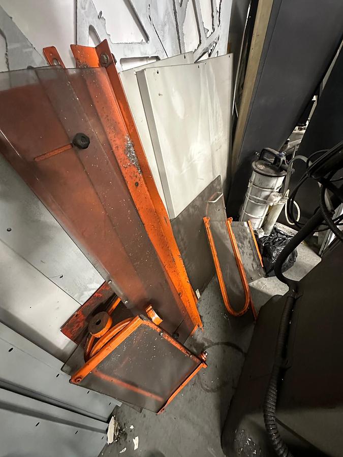 Used 2000 XYZ Edge 1500 Milling Machine