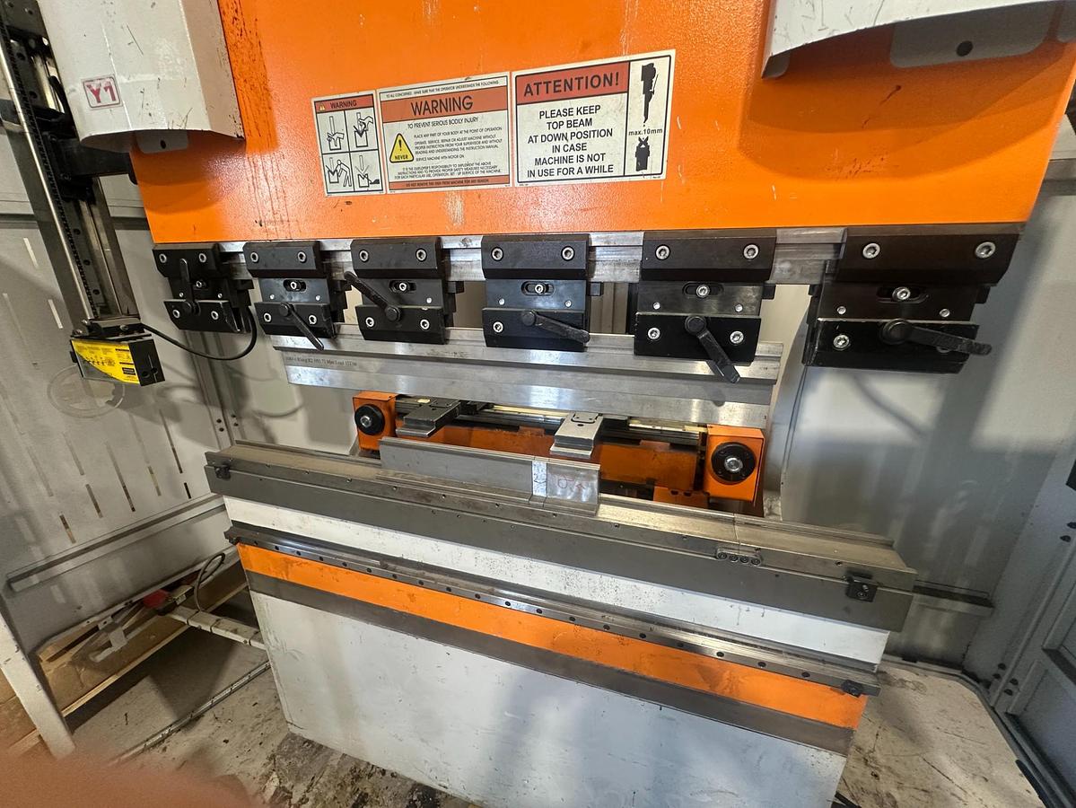 Used Used 2016 Ermaksan Speed-Bend Pro 1270 x 40 CNC Press Brake | 6 Axis Press Brake Ireland