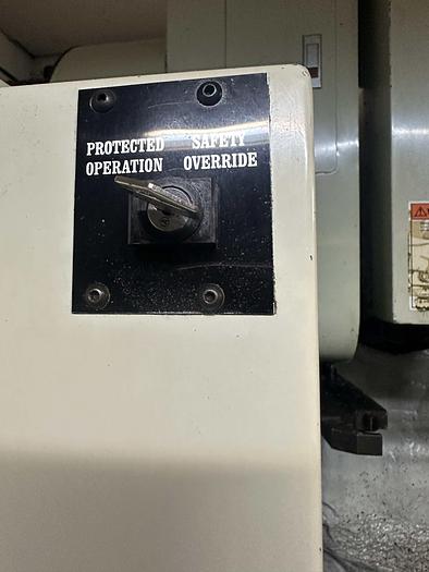 Used 1999 Hurco BMC2416 Machining Centre