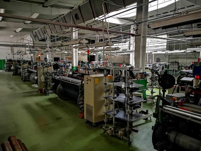Used PICANOL air jet weaving loom
