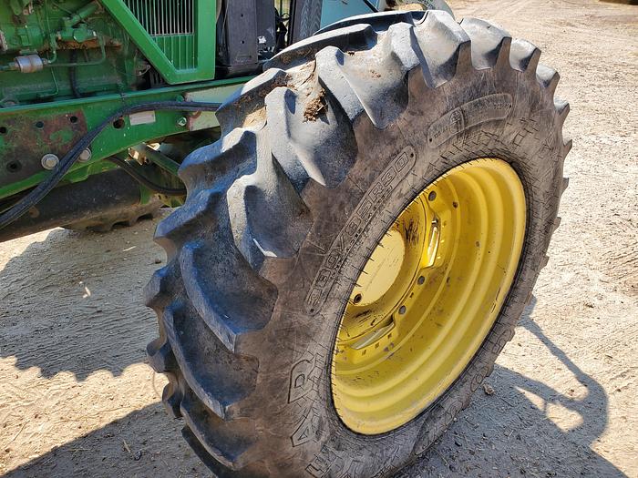 Used 1997 John Deere 7810 Tractor