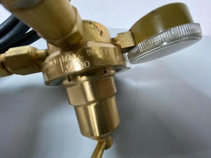 Used Radnor TPR250-500-580 Victor Style Nitrogen Purge Regulator w/ 122" Hose