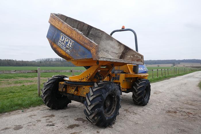 Used 2004 BENFORD 6 TONNE SWIVEL