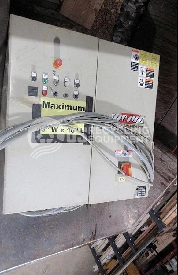 Used 2005 Weima WLK10 50HP Single Shaft Shredder