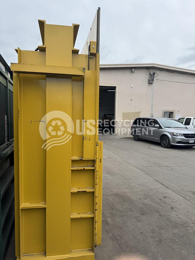 Refurbished 2019 Harmony M60CB Vertical Baler